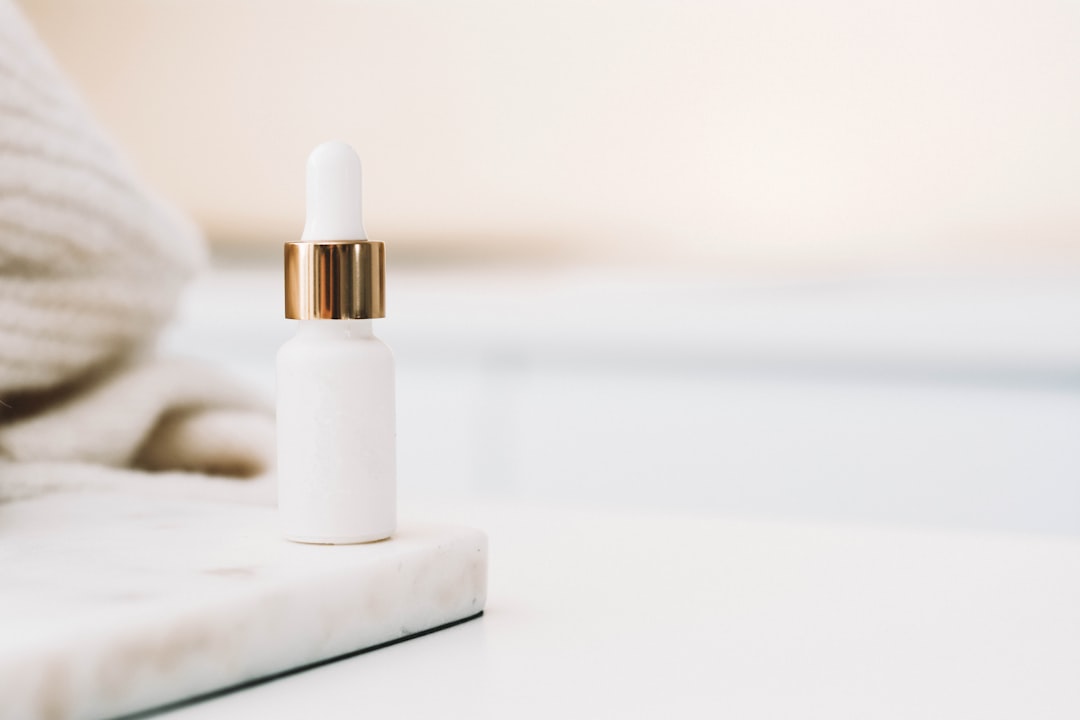 Débuter le rétinol sans irriter sa peau : le guide complet